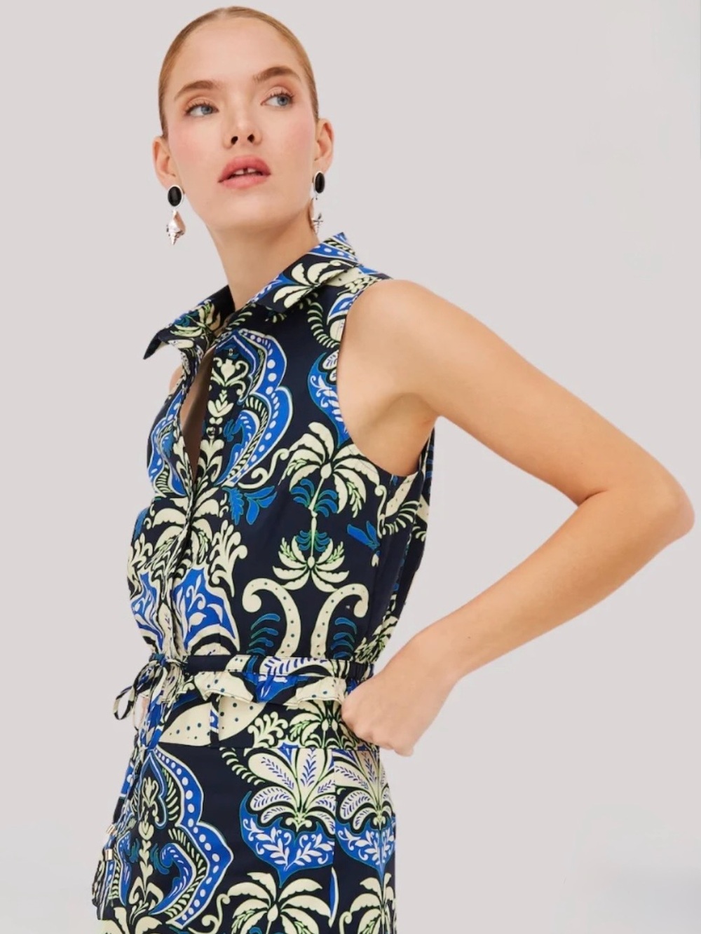 CARA CARA, Hannah Collared Halter Top with a Chic Button-Down Bodice, Sz S, NWT